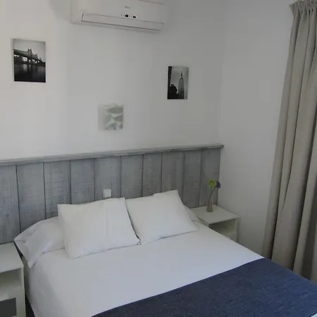 Villanueva Guest house 2*